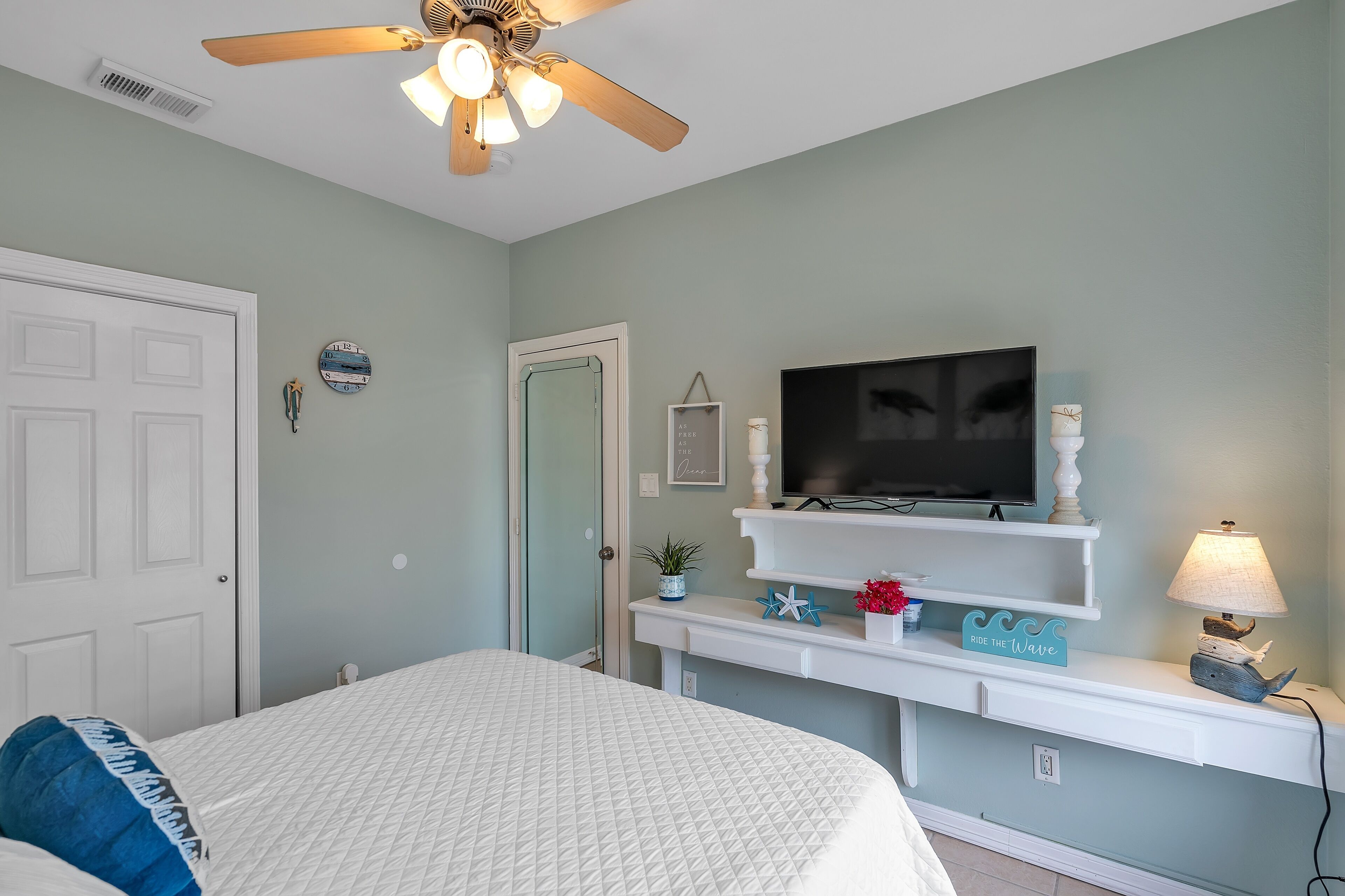 Condo, 2 habitaciones | 2 habitaciones, tabla de planchar con plancha y wifi gratis 