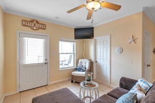 Condo, 2 Bedrooms | Living area | Smart TV