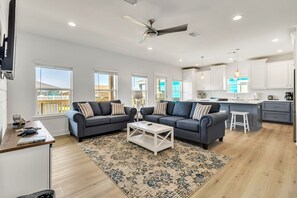 House, 3 Bedrooms | Living area | Smart TV, streaming services