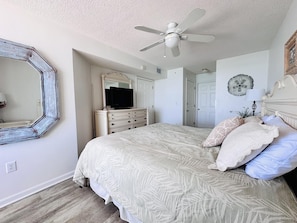 2 bedrooms, iron/ironing board, free WiFi
