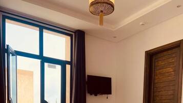 Chambre Double Standard | Rideaux occultants, chambres insonorisées, Wi-Fi gratuit, draps fournis