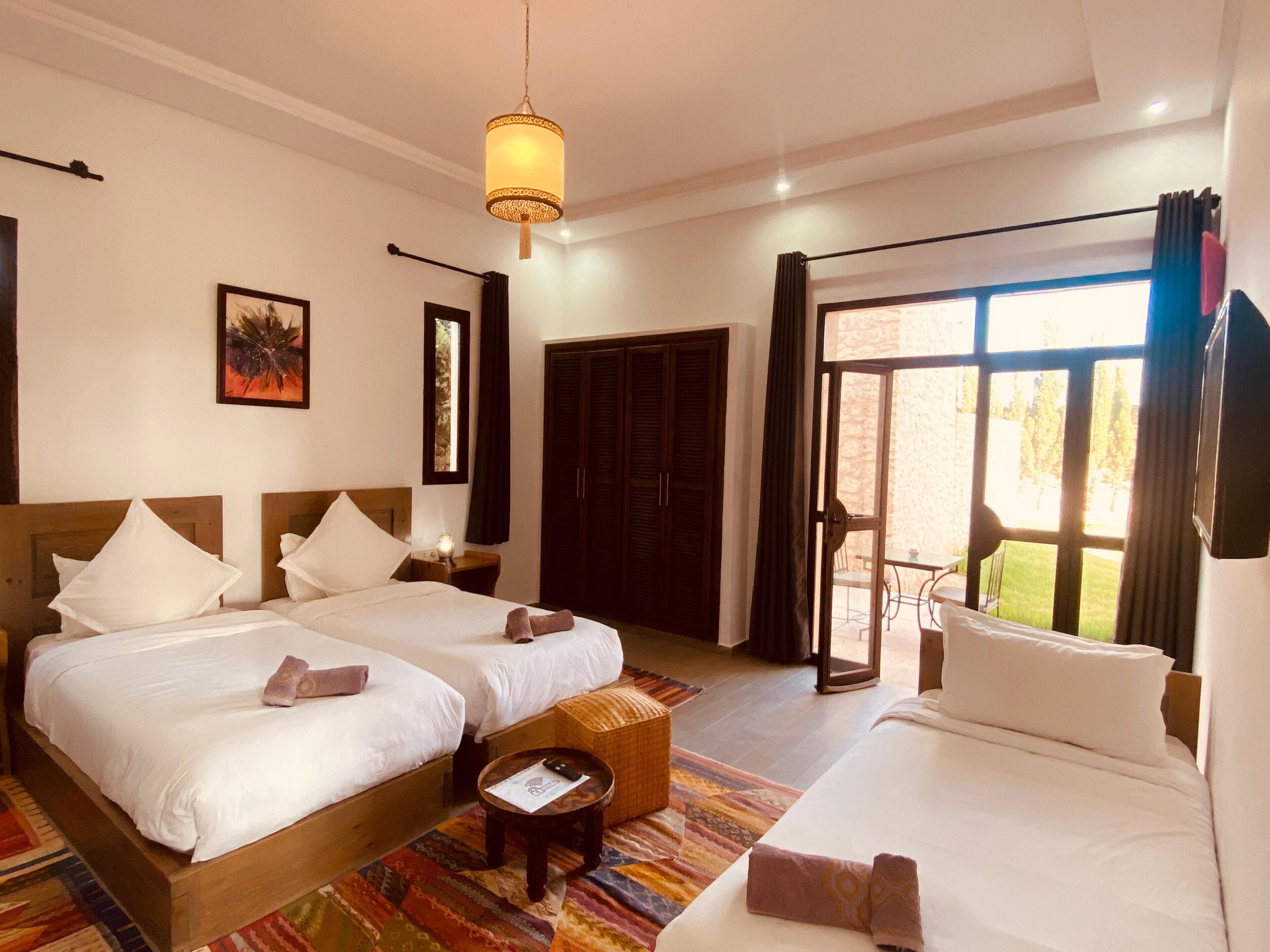 Rideaux occultants, chambres insonorisées, Wi-Fi gratuit, draps fournis