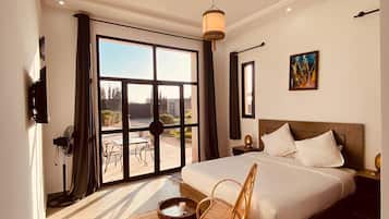 Chambre Double Confort, vue piscine | Rideaux occultants, chambres insonorisées, Wi-Fi gratuit, draps fournis