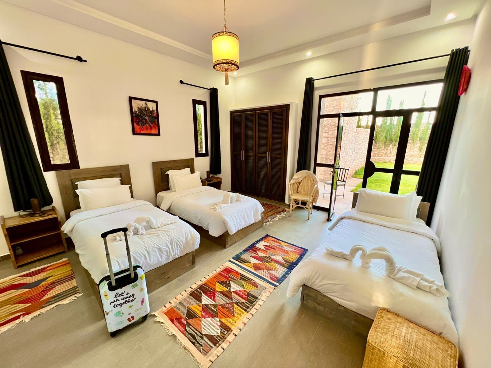 Comfort Triple Room | Blackout drapes, soundproofing, free WiFi, bed sheets