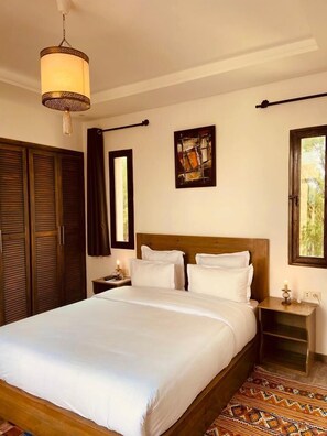 Standard Double Room | Blackout drapes, soundproofing, free WiFi, bed sheets