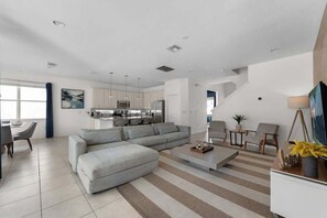 Smart TV, mesa de ping pong