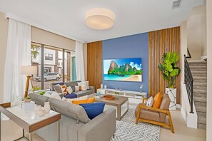 Smart TV - Last Minute Disney Getaway! Luxury Villa with Private Pool. Book Now! #57975 (Orlando)