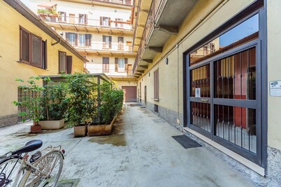 In Milan and yet at home: The Yellow House studio!