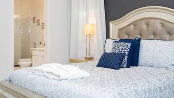 5 bedrooms, iron/ironing board, WiFi, bed sheets