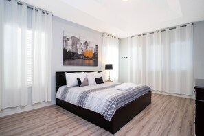 5 camere, ferro/asse da stiro, Wi-Fi, lenzuola