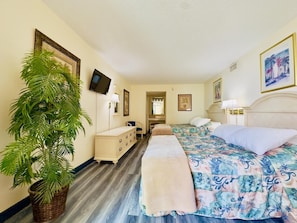 2 bedrooms, iron/ironing board, free WiFi
