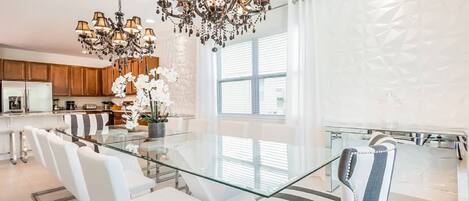 تناول الطعام