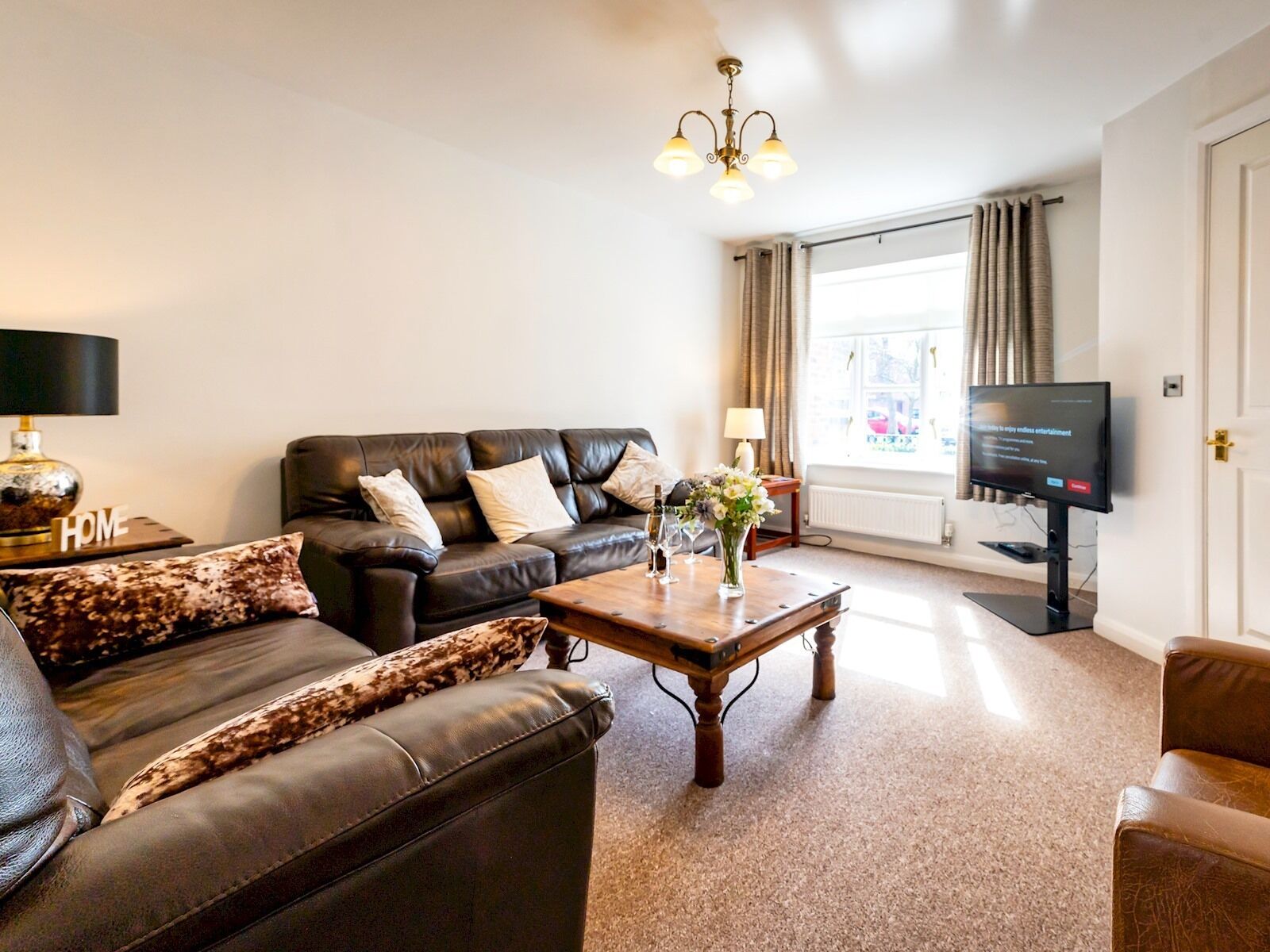 Town Location For Shrewsbury With 3 Bedrooms - Pass The Keys - Shrewsbury