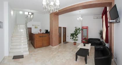 Hotel Rebis International