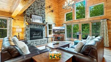 Téléviseur connecté, foyer, jeux vidéo, table de baby-foot