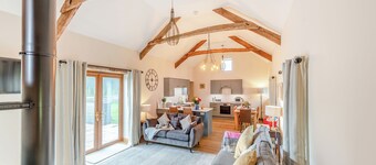 2 bedroom accommodation in Llanwrda