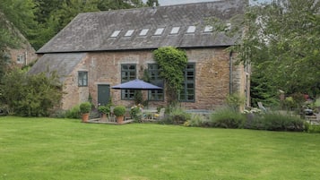 Cottage | Front of property