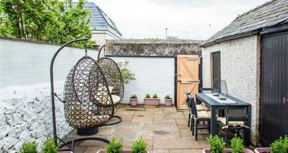 Lavender Terrace - Two Bedroom Cottage, Sleeps 4