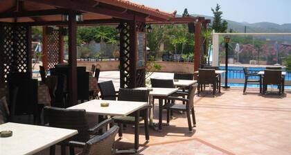 Sunrise Sissi Apartments "by Checkin"