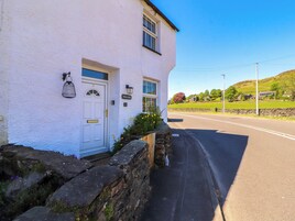 Cottage | Exterior detail