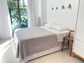 2 quartos, ferros/tábuas de passar roupa, Wi-Fi, roupa de cama