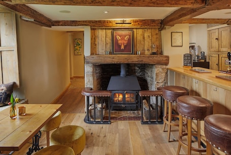Bar (in der Unterkunft). The Full Moon Inn