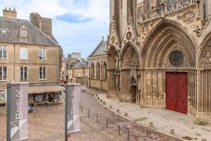 Point of interest - Cathédrale - Charmant appt pour 4 (Bayeux)
