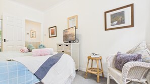 2 habitaciones, tabla de planchar con plancha y wifi 