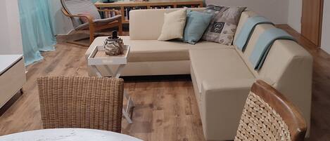 Smart-TV, Videospiele, Bücher