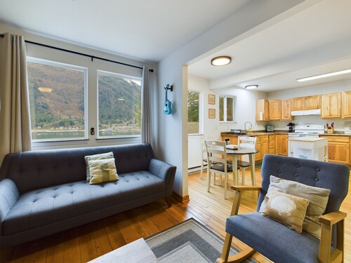 Ocean & Mountain View Home, near Downtown Juneau