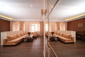 Elite Condo, 2 Bedrooms, Balcony, Mountain View | Living area | 50-inch Smart TV with cable channels, TV