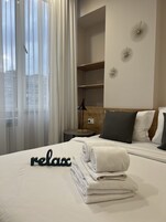 Superior Apartment, 1 Queen Bed with Sofa bed, Non Smoking, Kitchen | Premium bedding, individually decorated, individually furnished