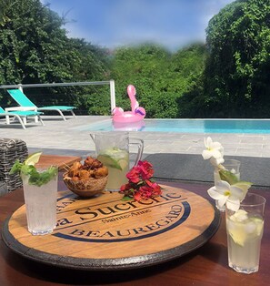 Pool - La Sucrerie, villa with swimming pool 400 m from town and beaches (Sainte-Anne)