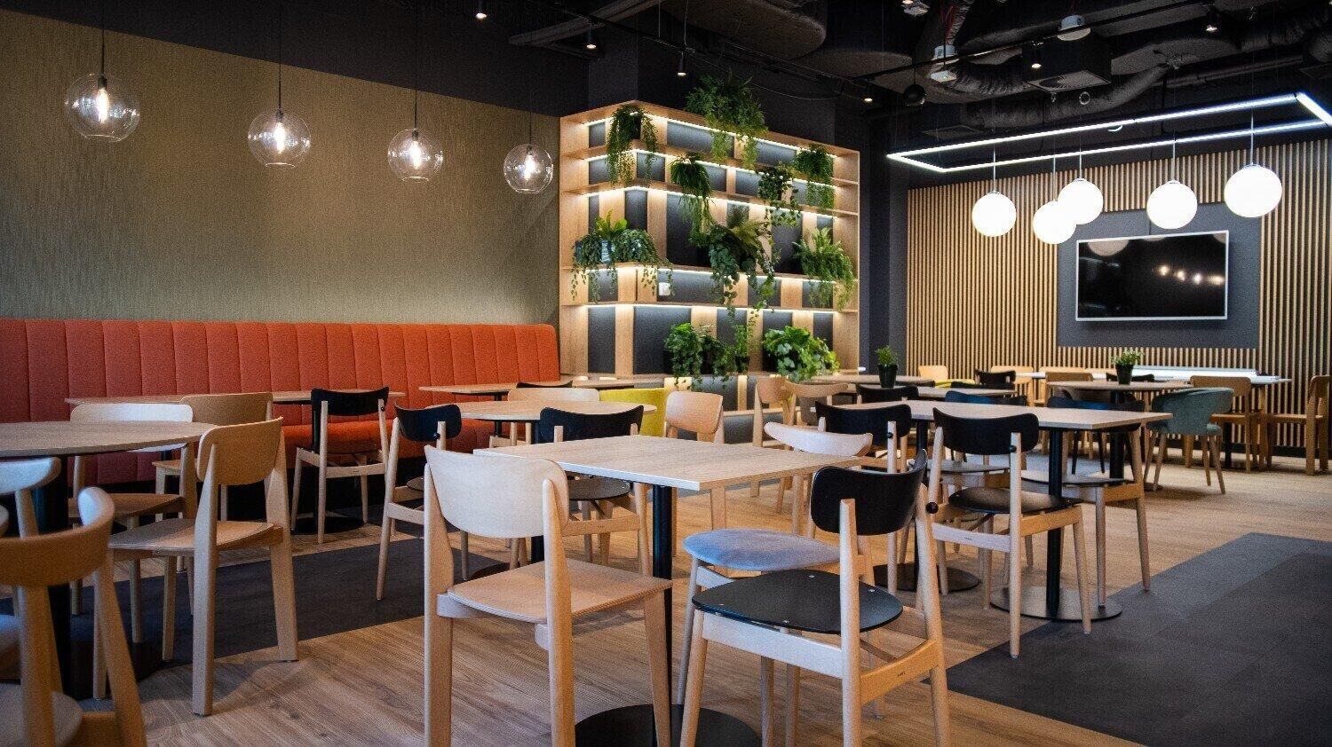 Se sirven desayunos, almuerzos y cenas