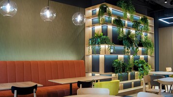 Breakfast, lunch and dinner served