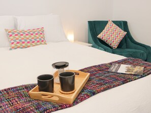 1 bedroom, individually decorated, individually furnished, free WiFi - Tŷ Capel Bach (Bangor)