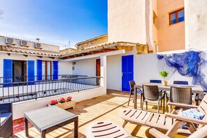 Outdoor dining - Cas Sastre house for 8 in the old town of Alcudia (Alcúdia)