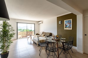 Dining - Apartment 4P 97M2 Sea view city center (Porto-Vecchio)