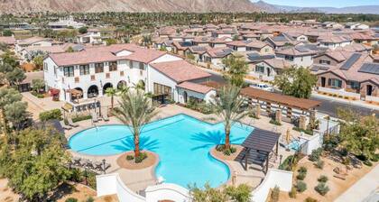 Casa Azul! Pga Signature Oasis Pga West! Pool/hot tub