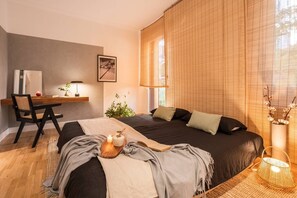 2 Schlafzimmer, Schreibtisch, Bügeleisen/Bügelbrett, WLAN