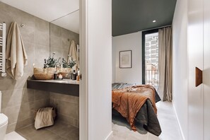 2 Schlafzimmer, Bügeleisen/Bügelbrett, WLAN, Bettwäsche