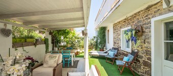 Apartment 'Casa Nora' with Private Terrace, Wi-Fi and Air Conditioning