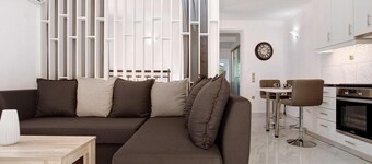 Appartamento "Villa Drosia" con vista mare, giardino privato e Wi-Fi