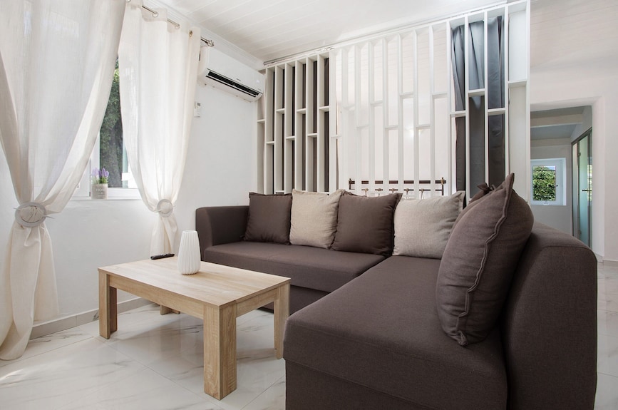 Appartement "Villa Drosia" Avec Vue Sur La Mer, Jardin Privé Et Wi-fi - Zante