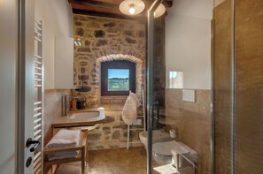 تجهيزات دش، مجففات شعر، مناشف