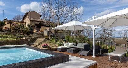 Ferienhaus 'La Loggia di Giulia' mit privater Terrasse, Whirlpool und Garten