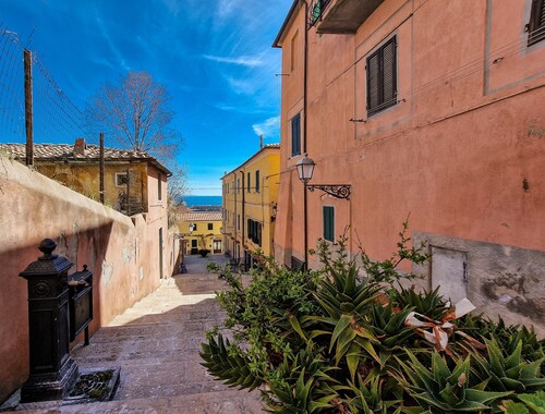 Apartment 'Loft Francesca Old City Center' with Air Conditioning