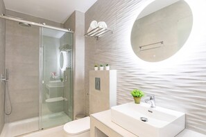 Haartrockner, Handtücher