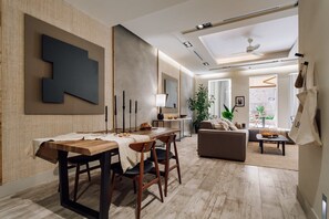 Dining - Matadi - 1 bedroom in Eixample Esquerra (Barcelona)