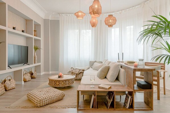 Televisión, oficina